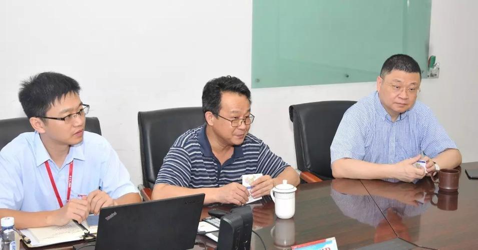 德爾智慧工廠蒞臨易事特交流洽談，共謀數(shù)字化轉(zhuǎn)型新篇章
